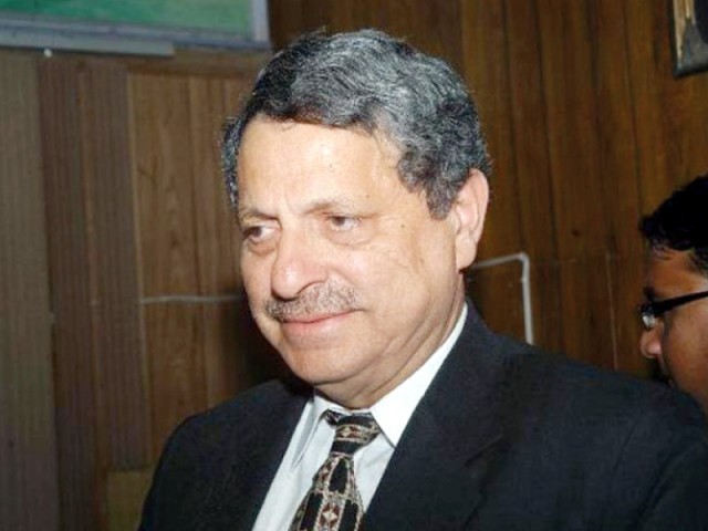 تحریک انصاف کے رہنما حامد خان کا فوجی عدالتوں پر تحفظات کا اظہار