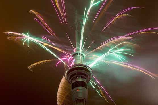 نیوزی لینڈ میں نئے سال کا شاندار استقبال، آتش بازی کا مظاہرہ