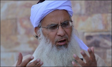 مولانا عبدالعزیز کی گرفتاری کیلئے سول سوسائٹی کا مظاہرہ