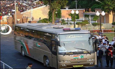 لاہور: پاک بھارت دوستی بس سروس واہگہ بارڈر تک محدود