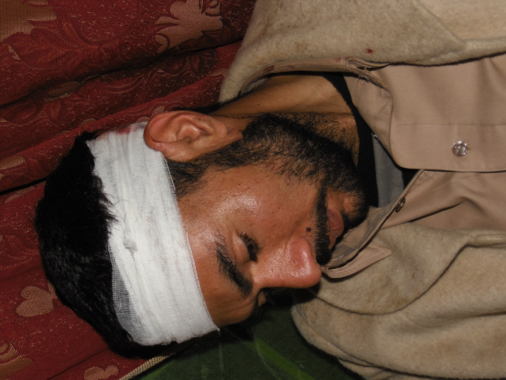 فیض رسول کو دن دیہاڑے نامعلوم ڈاکوئوں نے  نقدی و موبائل کارڈ سے محروم کر دیا