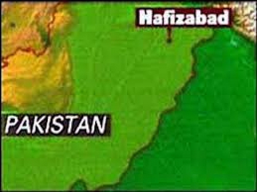 حافظ آباد تباہی سے بچ گیا، برآمد ہونیوالی تین خودکش جیکٹس ناکارہ بنا دی گئیں