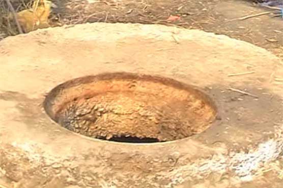 نواب شاہ: کھلے گٹر نے پانچ سالہ معصوم بچی کی جان لے لی