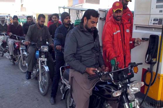 بند پٹرول پمپس کھل گئے، پٹرول فراہمی کی صورتحال میں قدرے بہتری