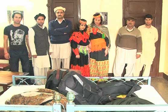 وادی کیلاش سے آنے والے وفد کو پولیس نے لوٹ لیا