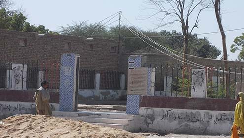 پبلک پارک میر پور بٹھورو جرائم پیشہ عناصر کی آماجگاہ بن گیا