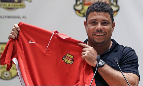 برازیل کے رونالڈوکی میدان میں واپسی کیلئے تیاری شروع