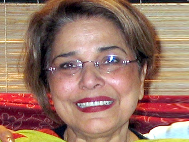 عظمٰی گیلانی پر کیا کیا گزری