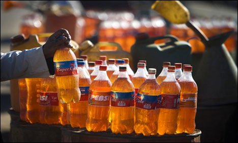 لاہور:پٹرول کی بوتلوں اور گیلن کی فروخت پر دفعہ 144عائد