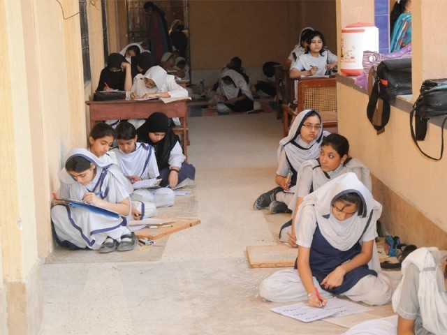 سندھ حکومت نے 109سالہ پرانا تاریخی اسکول 10 کروڑ میں بیچ دیا