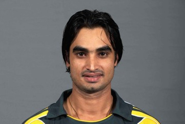 پاکستانی کھلاڑی پہلے دماغ سے نہیں کھیلتے تھے اب دل سے کھیلنا بھی چھوڑ دیا، عمران نذیر