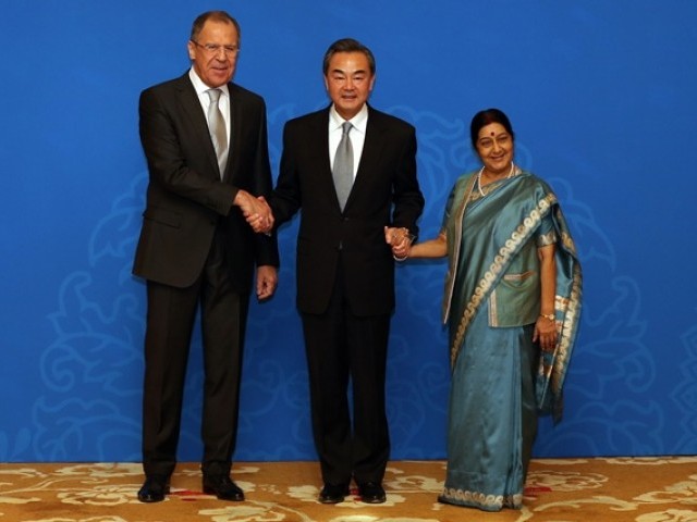 بھارت کا ممبئی حملوں کے ملزمان کیخلاف اقوام متحدہ میں قرارداد لانے کیلئے چین اورروس کی حمایت کا دعویٰ