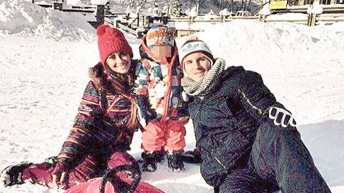 فٹ بالر لائنل میسی برفیلی ہواؤں میں سیر سپاٹے کو نکل پڑے