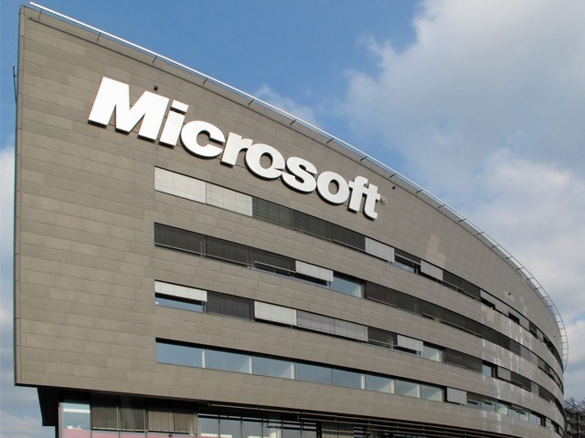 پاکستان  کلاؤڈ کمپیونٹنگ  کو اپنانے والا ریجن کا پہلا ملک