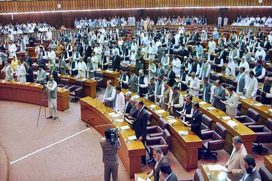 یوم یکجہتی کشمیر ، قومی اسمبلی میں قرار داد متفقہ طور پر منظور