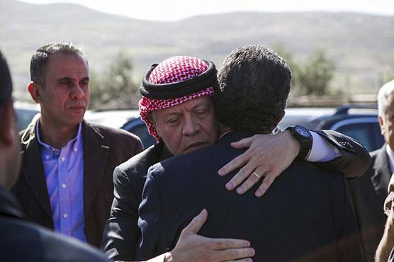 اردن کے شاہ عبداللہ کا زندہ جلائے جانے والے پائیلٹ کے والدین سے اظہار تعزیت