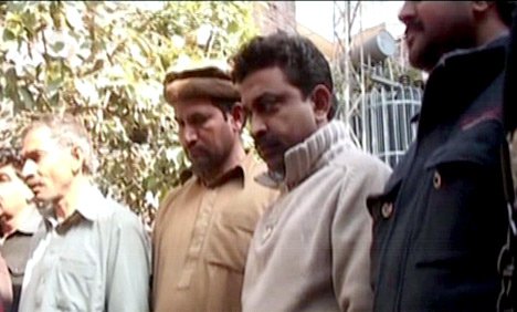 لاہور :پتنگ بازوں کے خلاف کریک ڈاؤن، 104 افراد زیر حراست