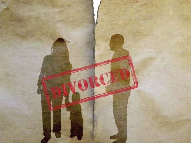 پاکستانی مسلمان مرد کی طاقت !! فقط تین الفاظ۔۔