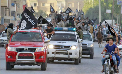 عراق : حکومت کی حامی ملیشیا کیلئے بھرتیاں کرنے کا الزام داعش نے 4 افراد کے سر قلم کر دئیے