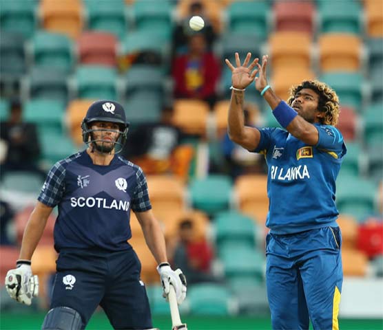 تین سو چونسٹھ رنز ہدف کے تعاقب میں‌ سکاٹ لینڈ کی چوتھی وکٹ 162 رنز پر گر گئی