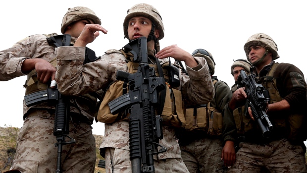 شامی فوج کے فضائی حملے، النصرہ فرنٹ کے سربراہ سمیت 21 افراد ہلاک، درجنوں زخمی