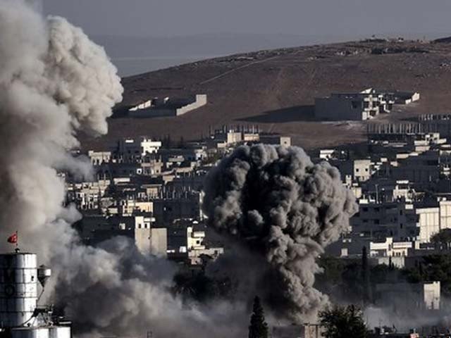 شام میں داعش کے زیر کنٹرول آئل ریفائنری پر امریکی بمباری سے 30 افراد ہلاک