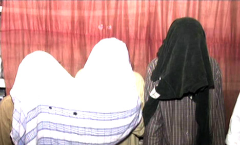 کراچی میں چھینی گئی گاڑیاں بیچنے والے 9 ملزمان گرفتار