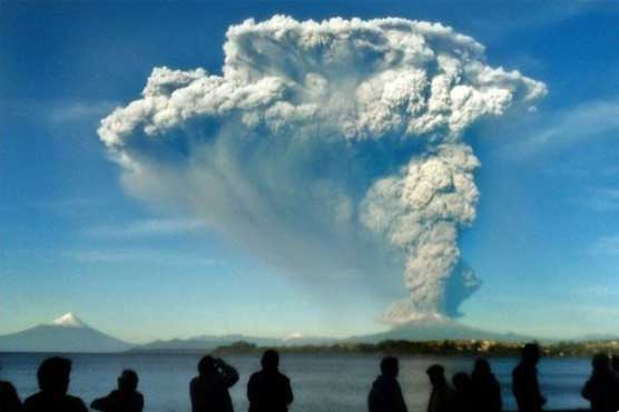 چلی میں چار دہائیوں سے خاموش آتش فشاں نے راکھ اگلنا شروع کر دی