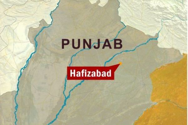 حافظ آباد میں مسافر وین اور ٹرک کے درمیان تصادم میں 4 افراد جاں بحق