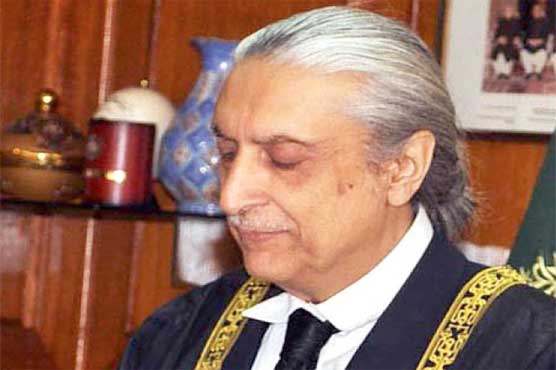 جواد ایس خواجہ نے قائم مقام چیف جسٹس آف پاکستان کا حلف اٹھا لیا
