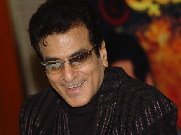 بالی ووڈ اداکار اور پروڈیوسر جتندر 73 برس کے ہو گئے