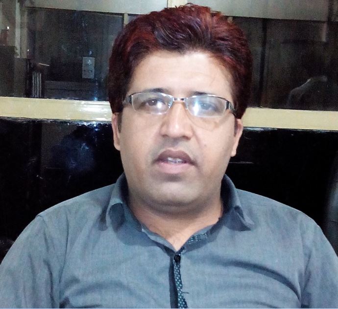 حکومت الیکٹرانک کرائم بل کی آڑ میں سائبر مارشل لا نافذ نہ کرے، صفدر دانش