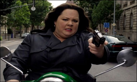 جاسوسی کرداروں پر مبنی ایکشن کامیڈی فلم “اسپائی” کا نیا ٹریلر جاری