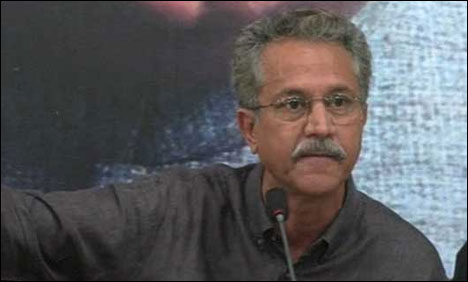 جلسے کے بعد دو جماعتوں میں سےایک کی وکٹ گرے گی، وسیم اختر