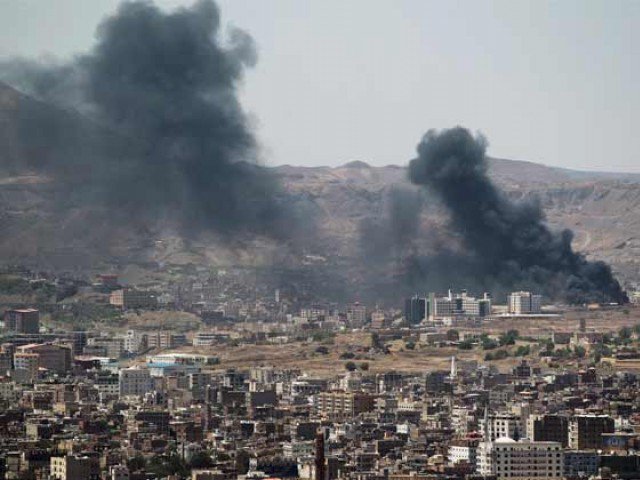 یمن میں عرب اتحادی افواج کی بمباری اور جھڑپوں میں 70 سے زائد باغی ہلاک