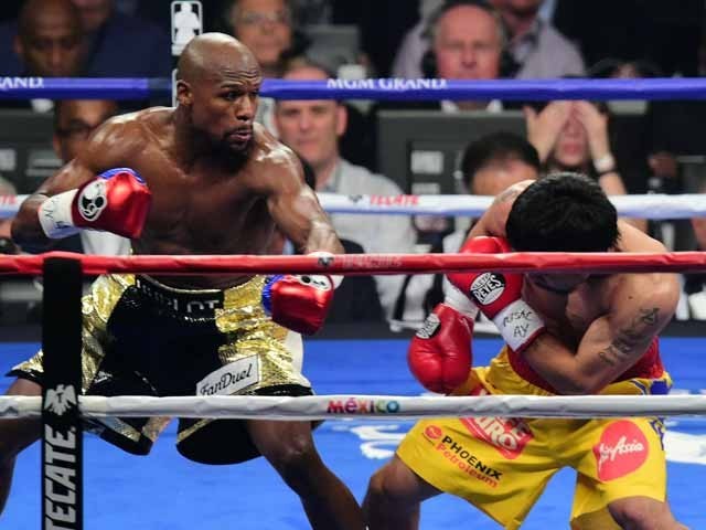 امریکی باکسر مے ویدر نے تاریخ کا مہنگا ترین مقابلہ جیت لیا