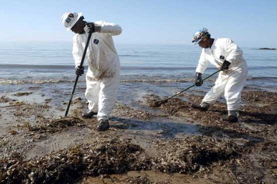 کیلیفورنیا :مینہیٹن کے ساحل کو تیل پھیلنے کے باعث بند کر دیا گیا