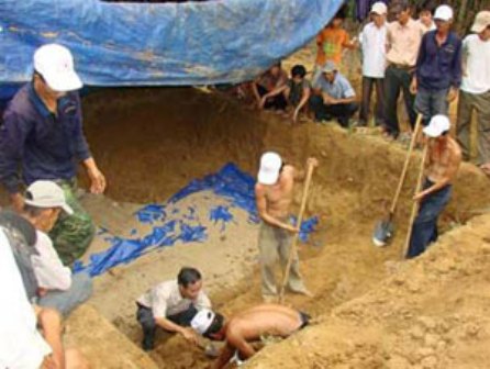 ملائیشیا اور تھائی لینڈ کی سرحد کے قریب سے اجتماعی قبریں دریافت