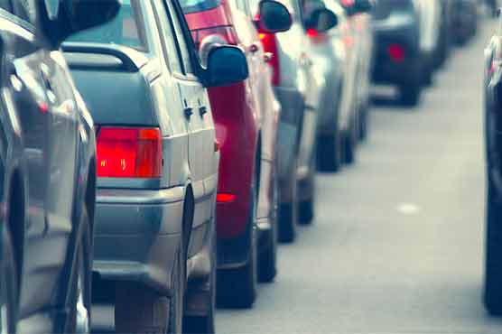 لندن: قدامت پرست یہودیوں نے خواتین کی ڈرائیونگ پر پابندی لگا دی