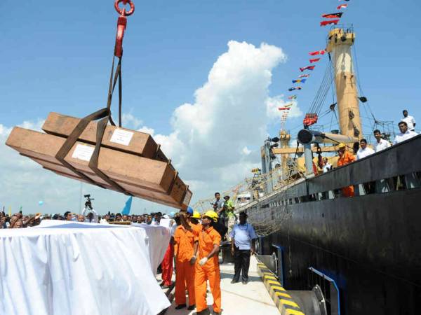 گوادرپورٹ سے ایکسپورٹ کا باقاعدہ سلسلہ شروع کردیا گیا