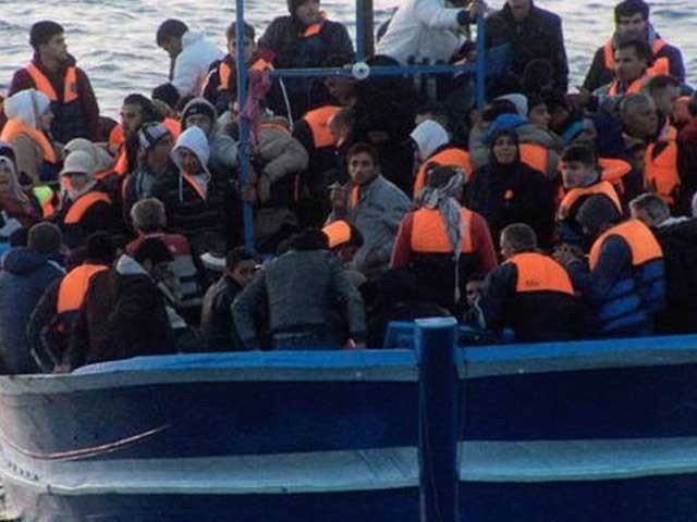 بحیرۂ روم سے 3 ہزارسے زائد غیرقانونی تارکین وطن کو بچا لیا گيا