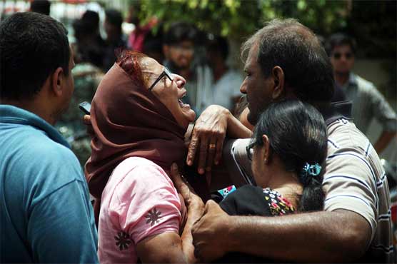 کراچی : دہشتگردوں نے سفاکیت کی انتہاء کر دی، بس پر فائرنگ سے 44 افراد جاں بحق