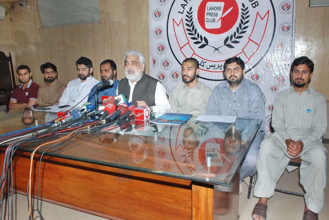 ایس پی اقبال ٹائون غنڈہ گرد عناصر کی سرپرستی کر رہا ہے: حافظ  سلمان بٹ