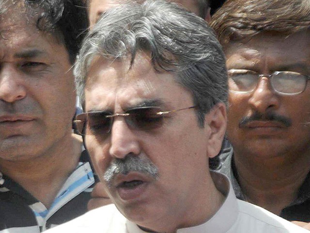 عدالتی عملے کا عامر خان کے ضمانتی مچلکوں پر اعتراض، رہائی میں تاخیر