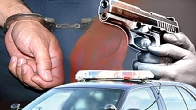 کراچی : اورنگی ٹاون میں پولیس مقابلہ، 2 ٹارگٹ کلر زخمی حالت میں گرفتار