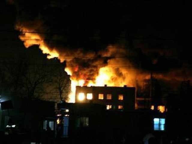 بھارتی ریاست اتر پردیش کے ہوٹل میں آگ لگنے سے 10 افراد ہلاک، متعدد زخمی