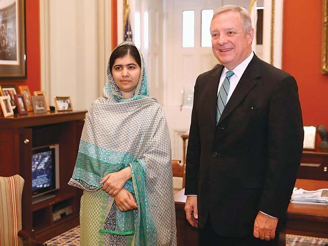 ملالہ کا ورلڈ بینک کے صدر سے بچوں کے لیے مفت تعلیم کا مطالبہ