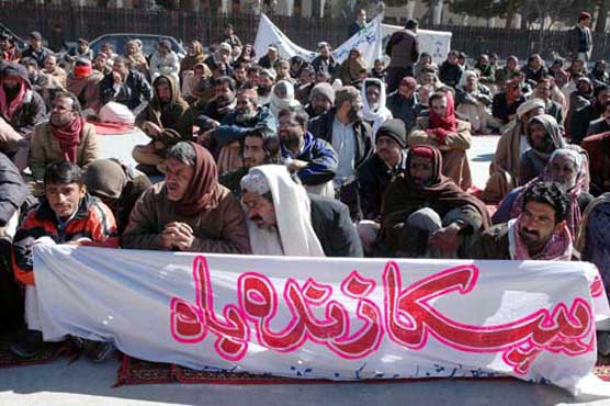 لاہور: اپیکا کا اپنے مطالبات کے حق میں مال روڈ پر احتجاجی مظاہرہ