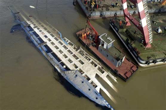 چین : بحری جہاز ڈوبنے سے مرنے والوں کی تعداد 345 ہو گئی