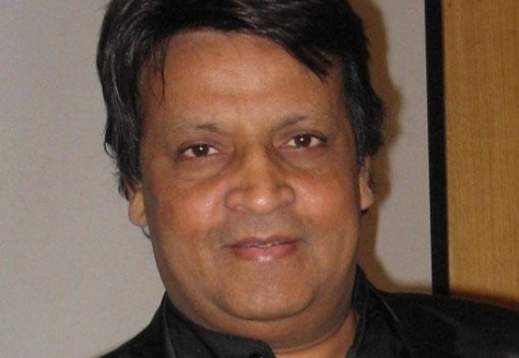 عمر شریف کا مسلسل تیسرے برس عید پر اسٹیج ڈرامہ کرنے سے انکار